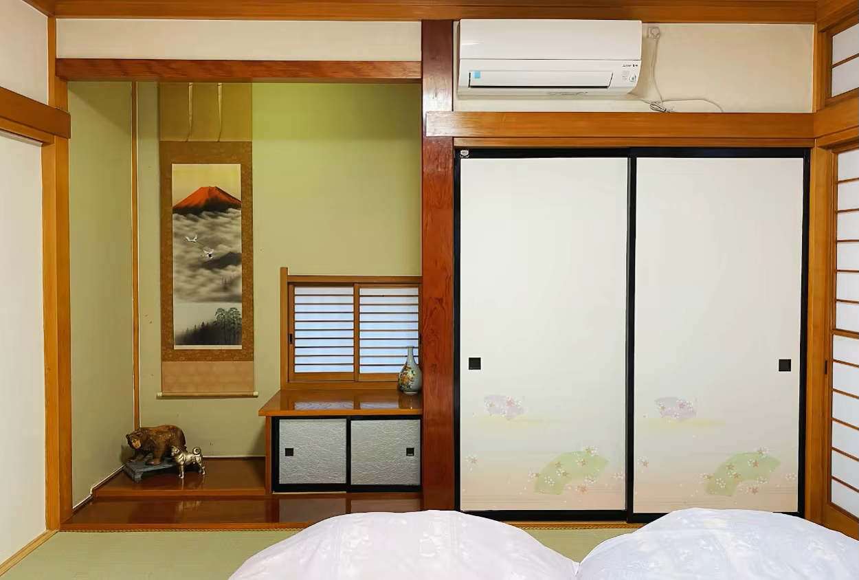 Tatami room detail